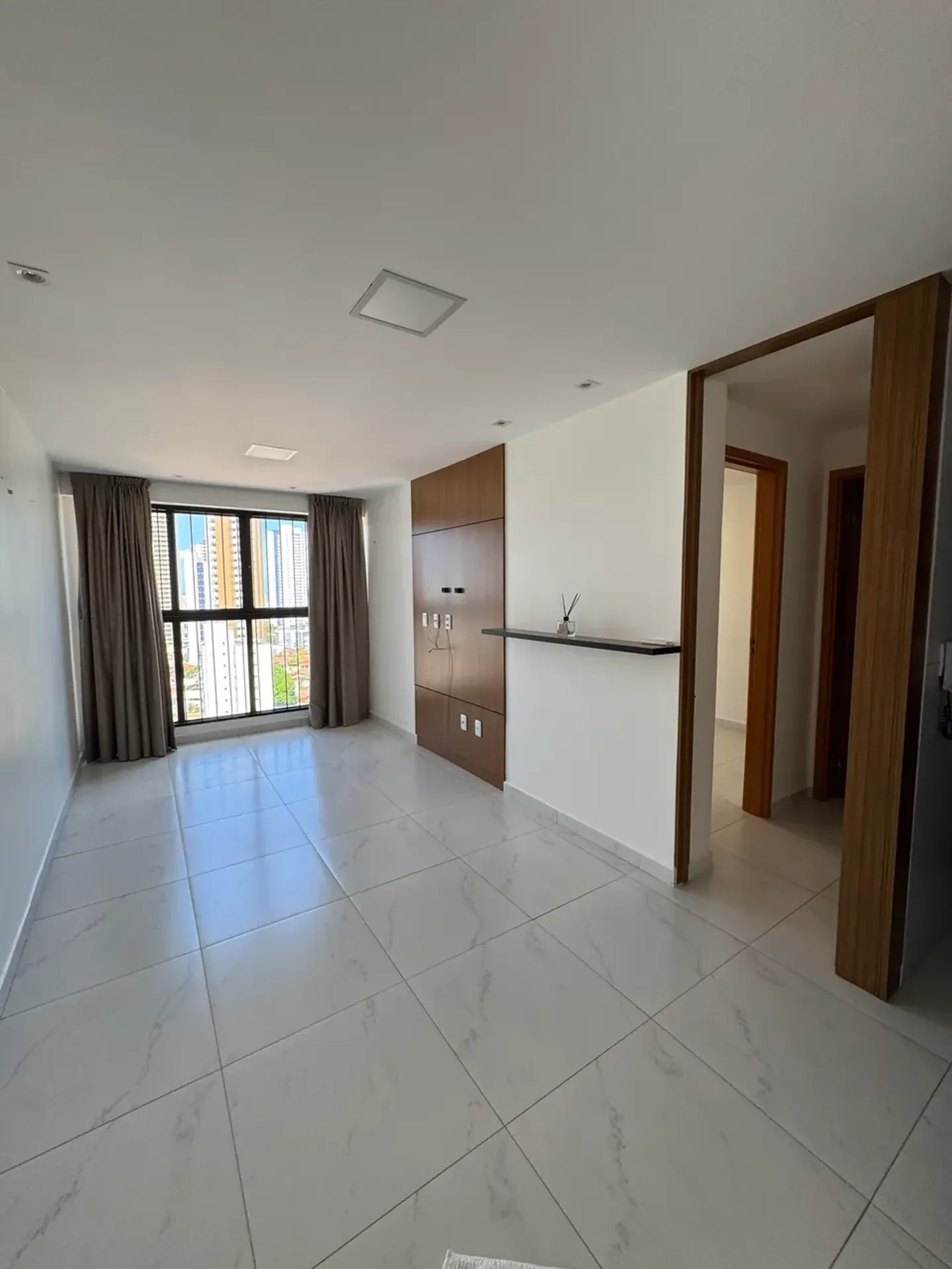 Apartment, 40 m², with floor-to-ceiling windows — photo 10