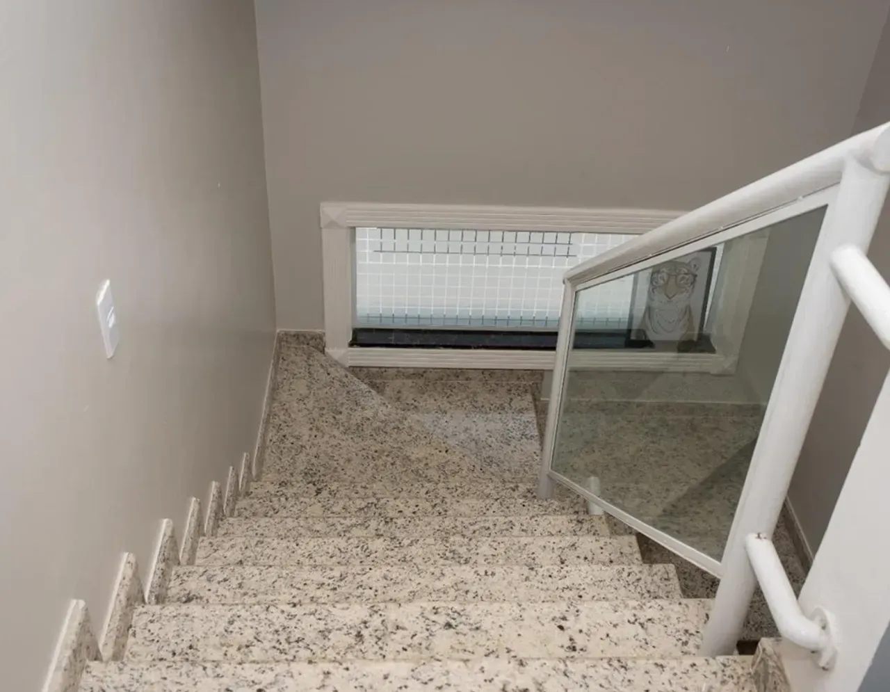 Furnished house with 4 bedrooms and glassed-in balcony — photo 18