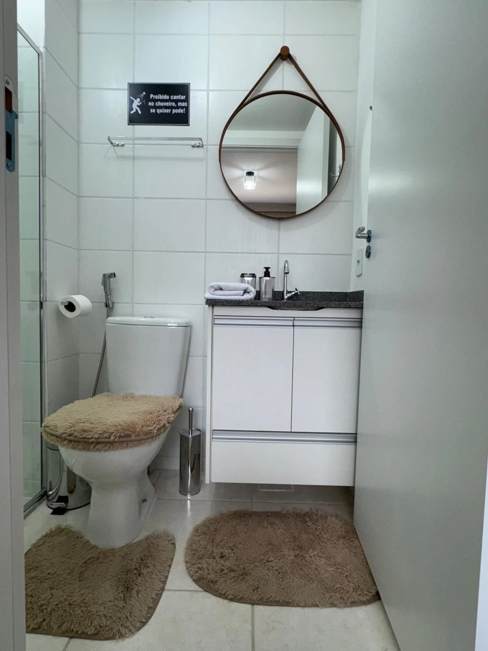 Furnished 2-bedroom apartment with 2 bathrooms — photo 55