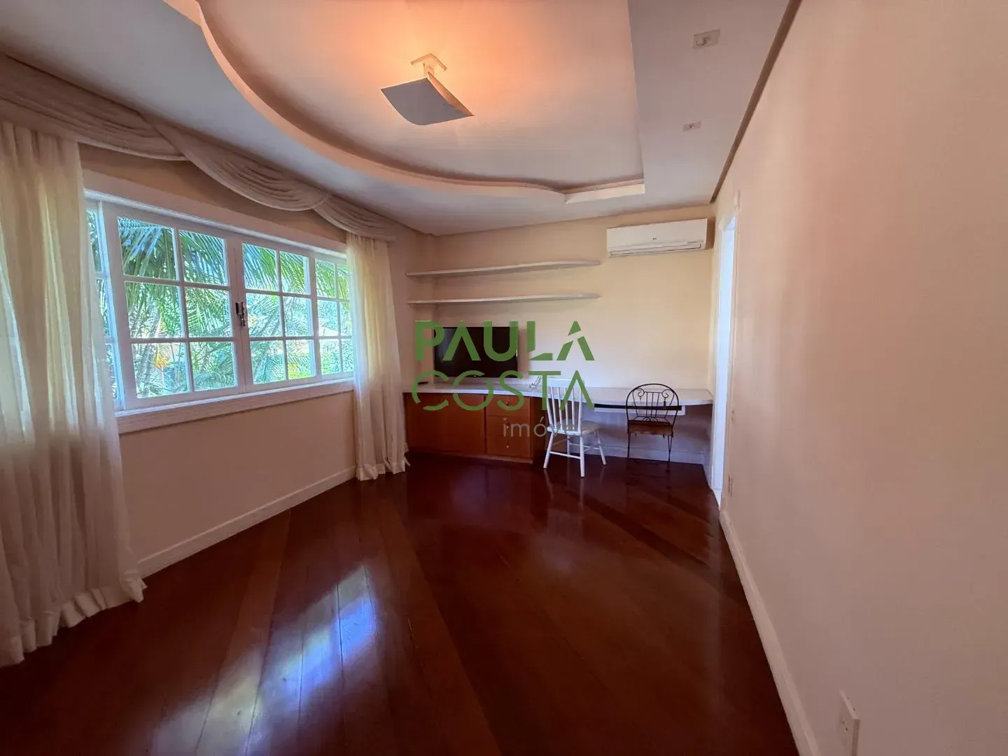 Casa mobiliada com 5 quartos e 5 vagas, 984 m² — photo 40