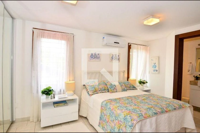Ванна и 6 спален: дом 315 м² — photo 35