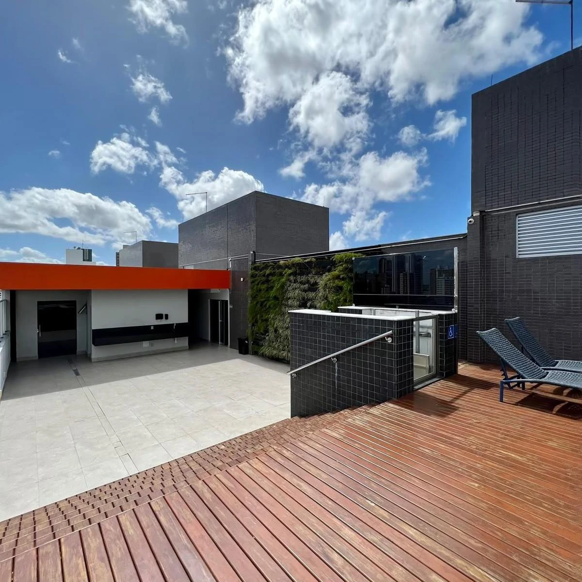 Furnished 63 m² apartment with 2 bedrooms and 2 baths — photo 21