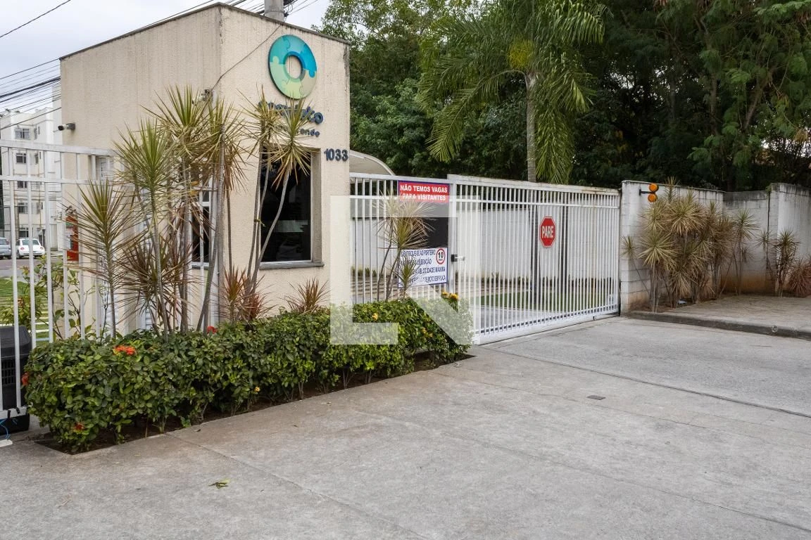 Apartamento sem mobília com churrasqueira na varanda — photo 62