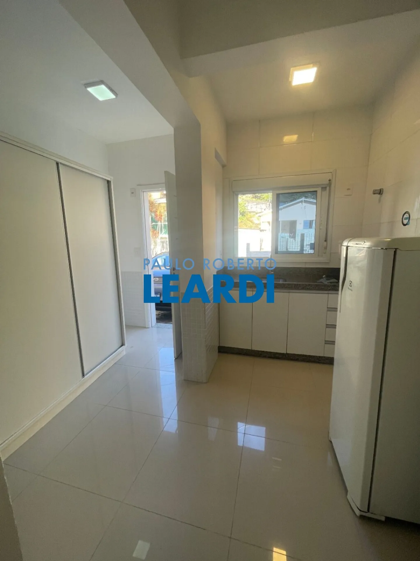 Квартира з 1 спальнею, 1 ванною, 25 м² — photo 16