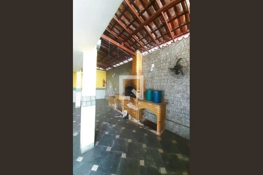 2-bedroom apartment in a building with a gym — photo 34