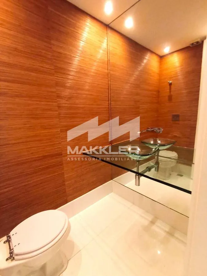 Apartment with 4 bedrooms and 4 bathrooms — photo 10
