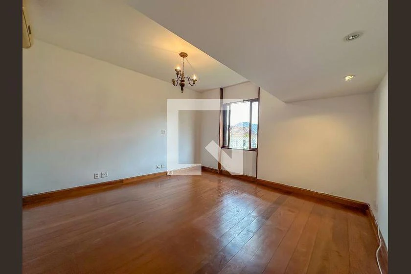 Apartment, 275 m², with a walk-in closet — photo 21