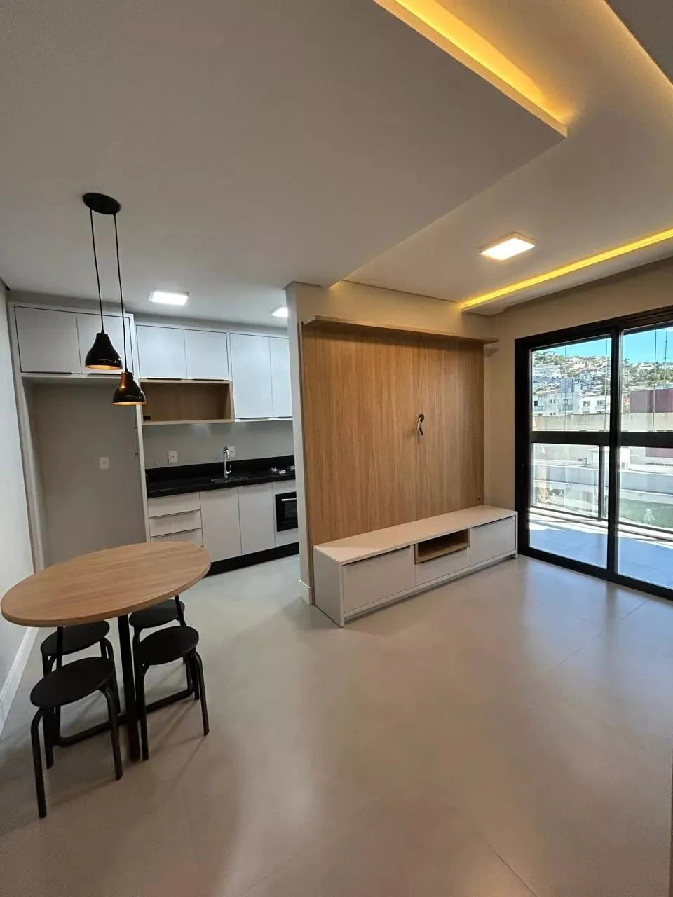 Apartamento de 1 dormitorio con cocina abierta