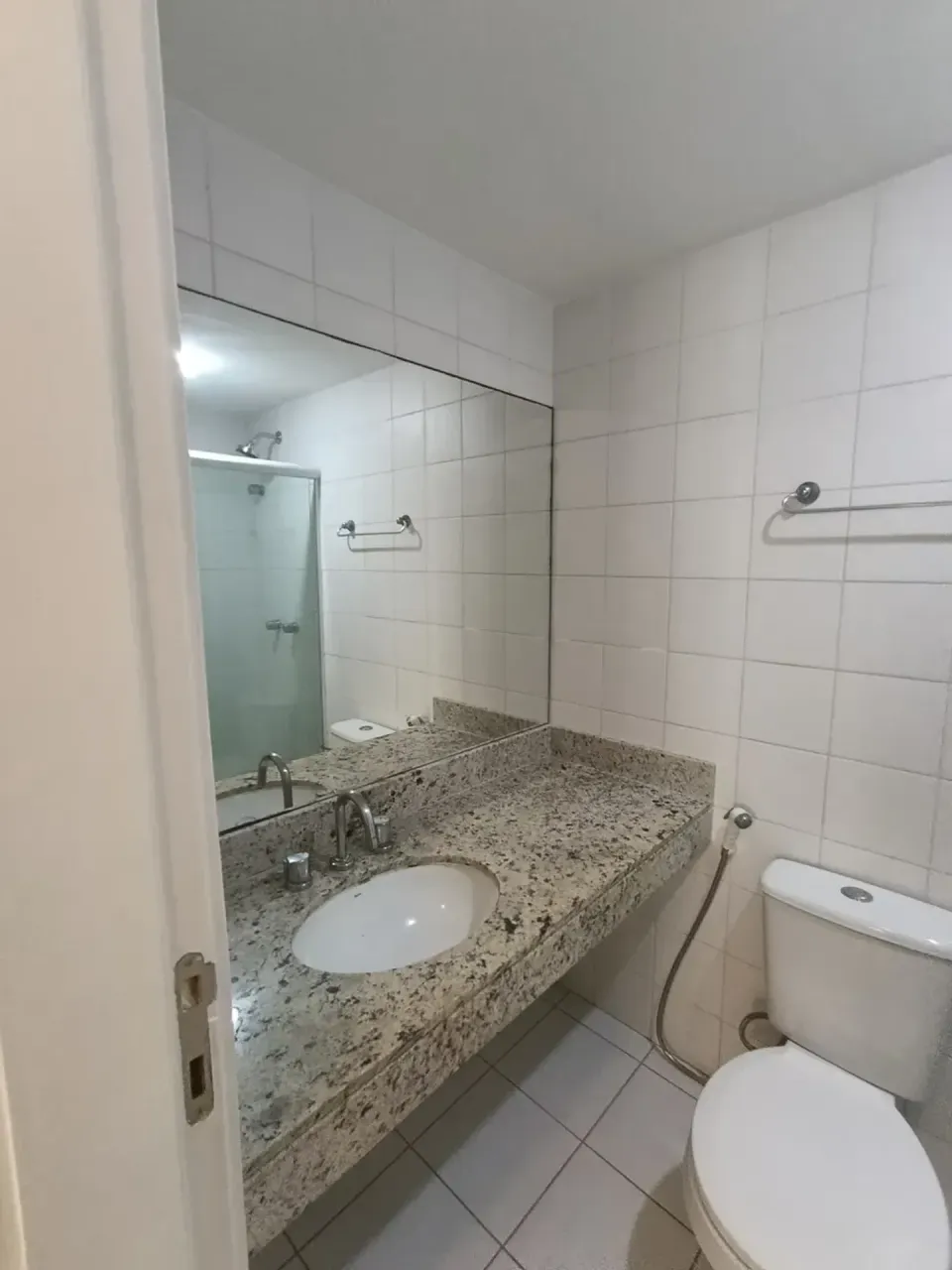 Apartment with 2 bedrooms a balcony and 1 parking spot — photo 15