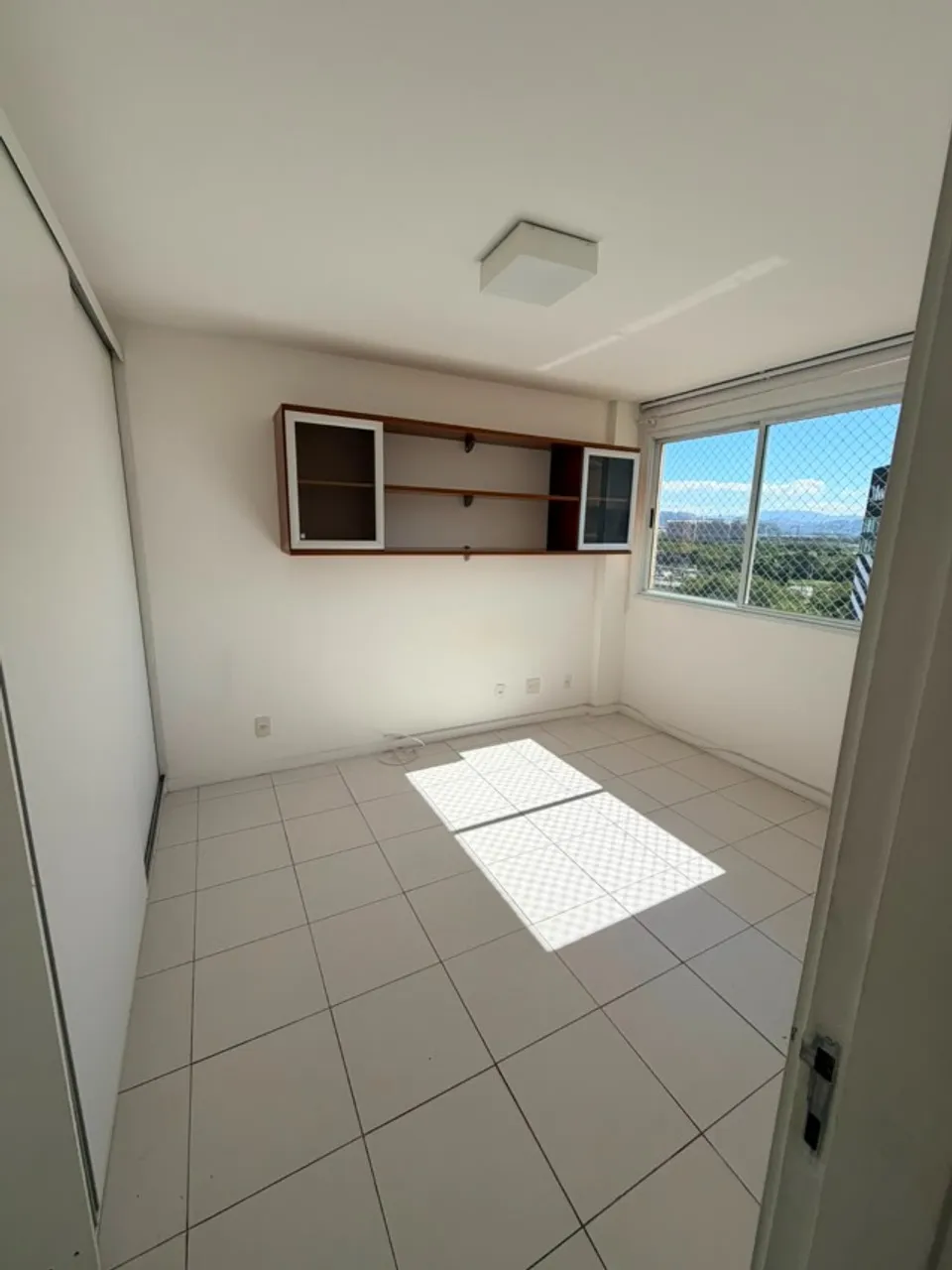 One-bedroom apartment with a mountain view in Rio de Janeiro — photo 3