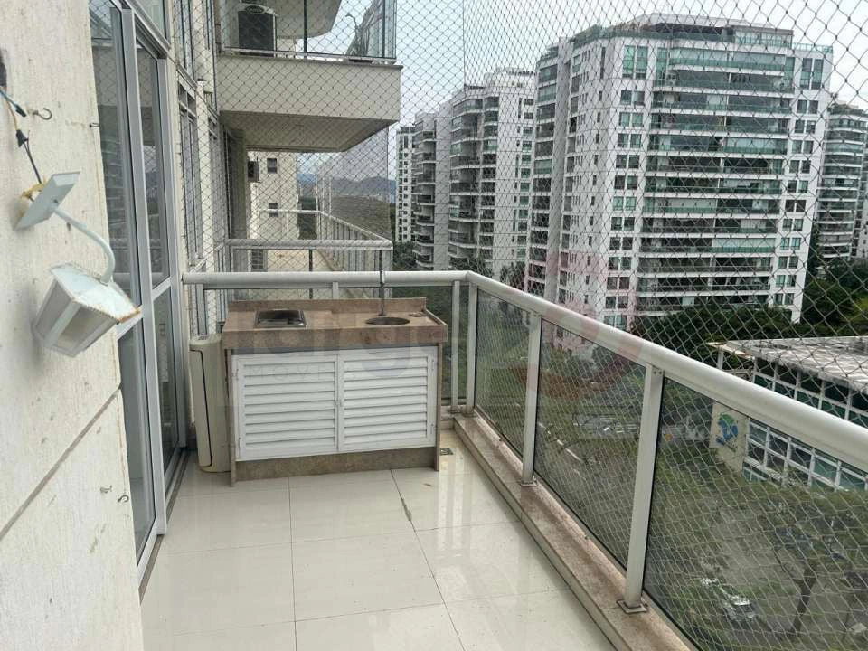 Home office in a 3-bedroom apartment, 124 m² — photo 20