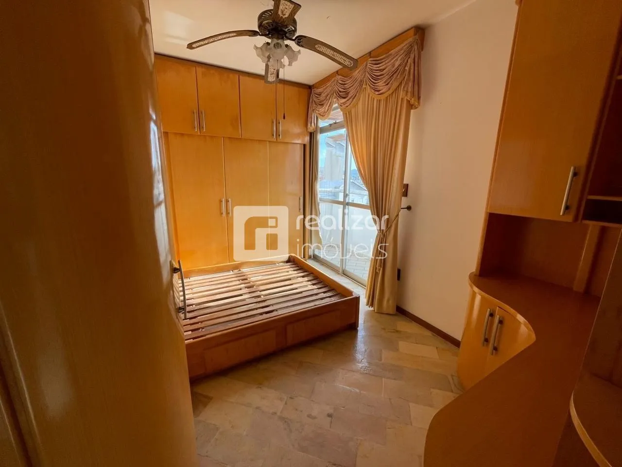 Penthouse with built-in balcony grill and 3 bedrooms — photo 8