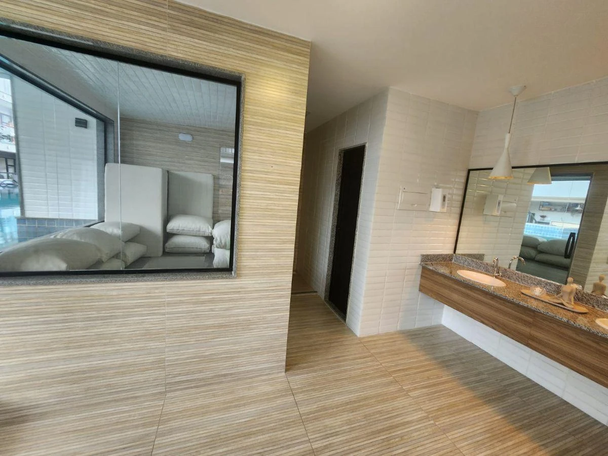 Washing machine in a 2-bedroom apartment, 65 m² — photo 32
