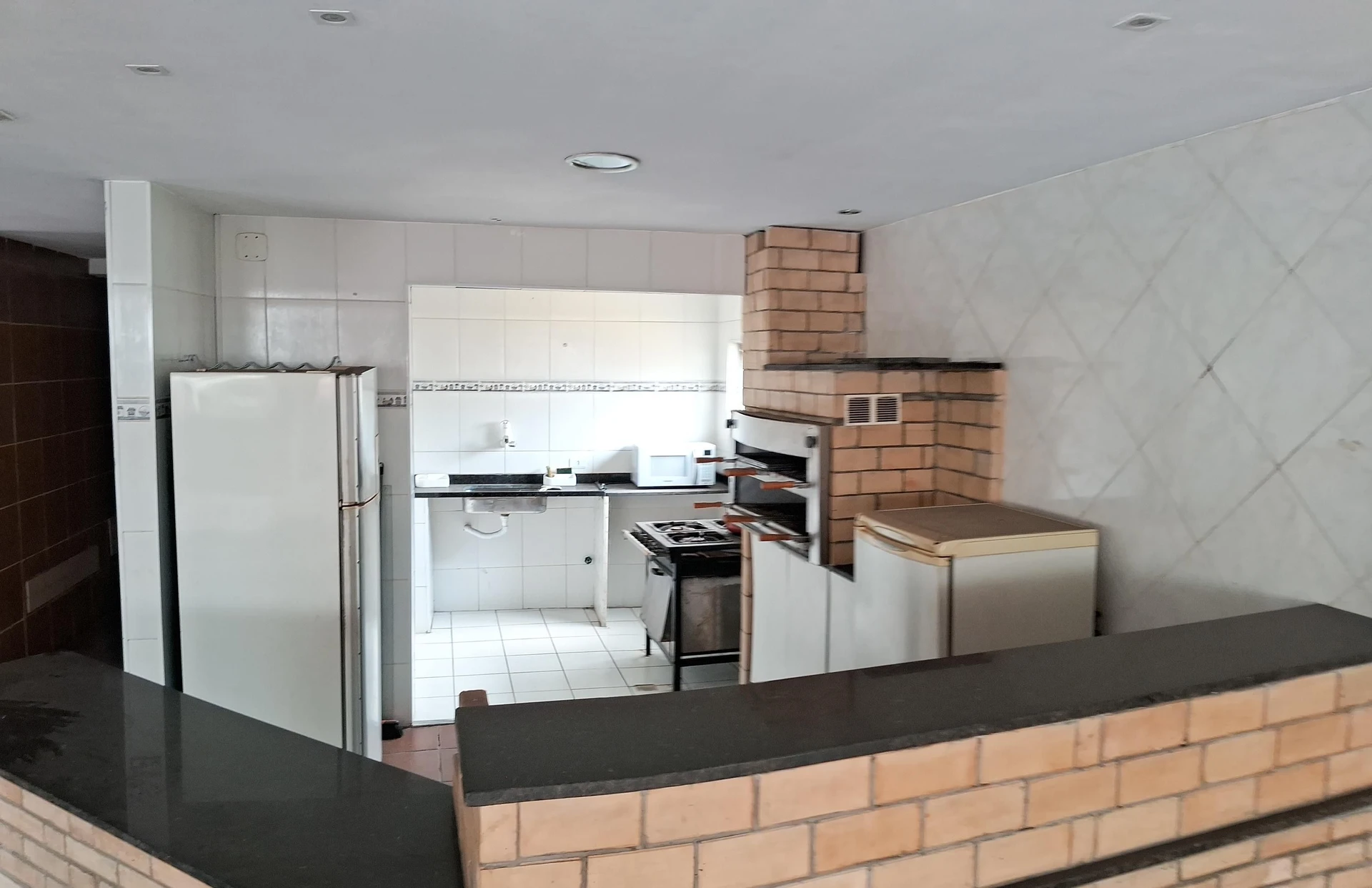 Квартира з 2 спальнями та робочим місцем — photo 25