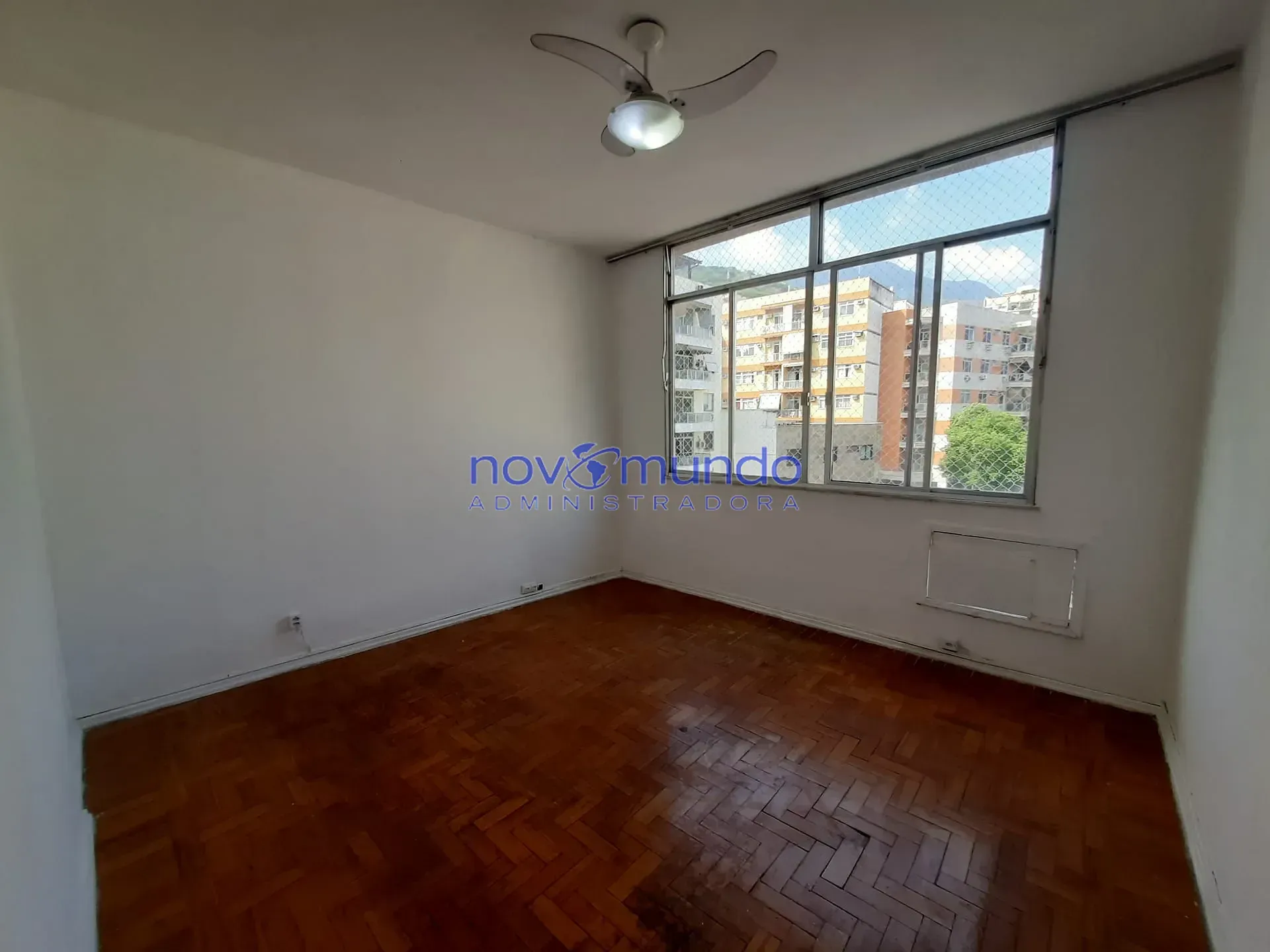 Departamento con piso de madera o laminado en Rio de Janeiro — photo 3