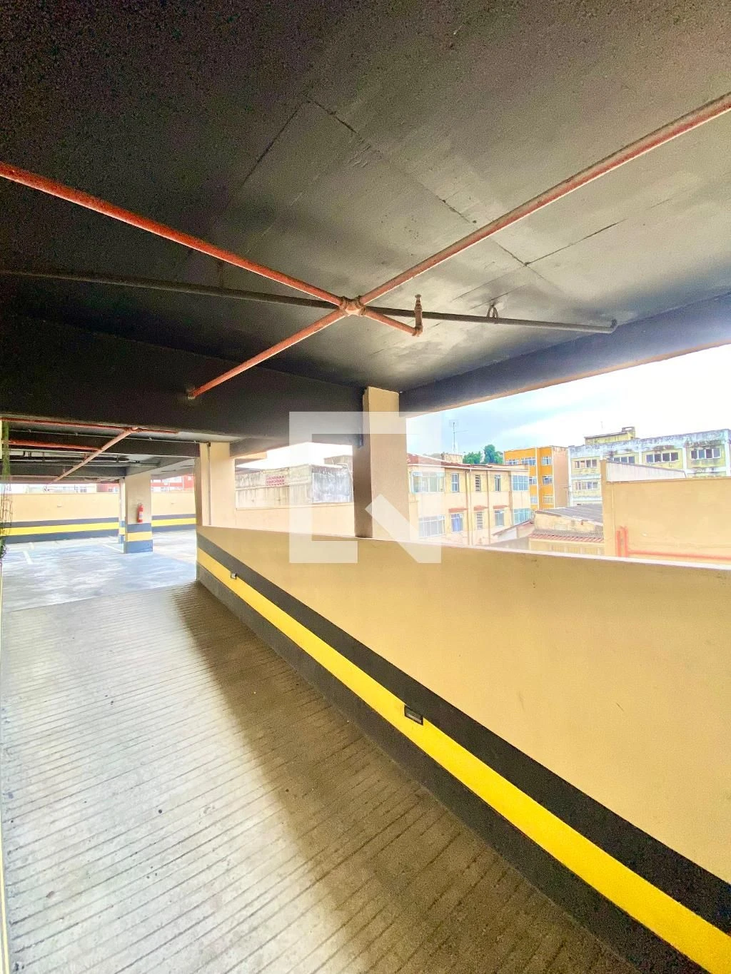 Apartamento de 2 quartos em condomínio com piscina — photo 48