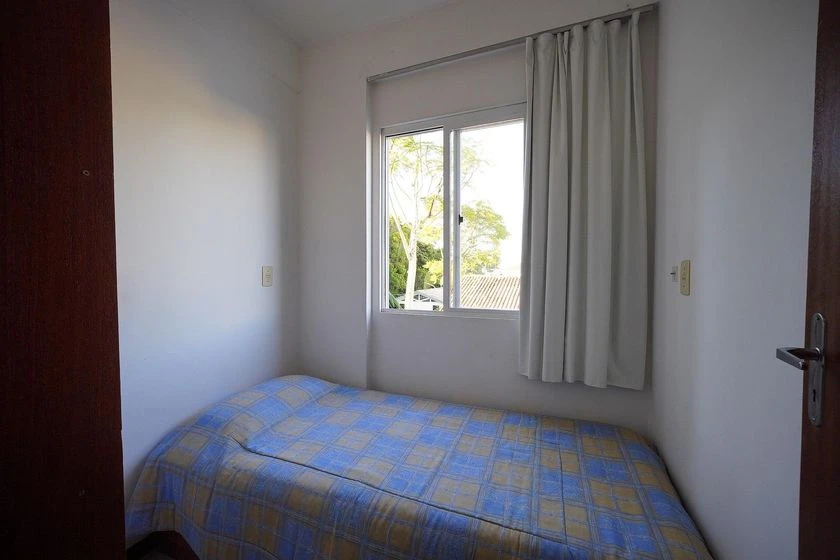 Apartamento amueblado con 2 dormitorios y cocina abierta — photo 4