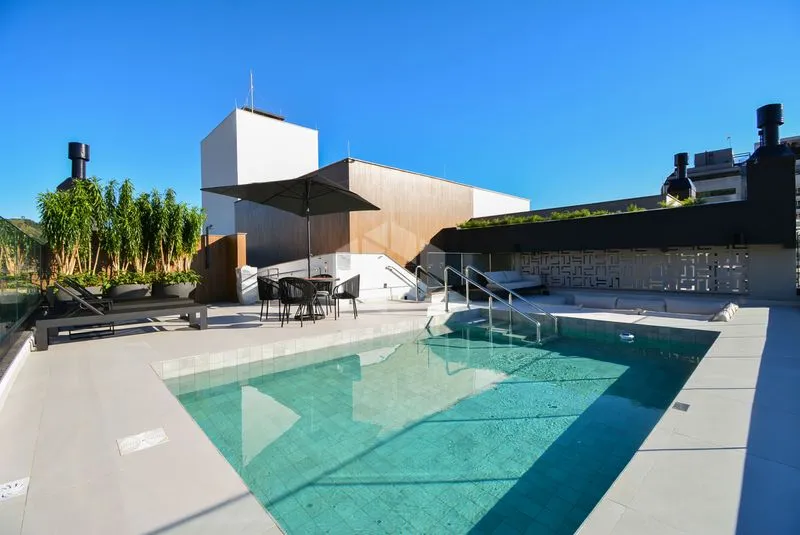 75 m² apartment with a grill on the balcony and a water view — photo 16