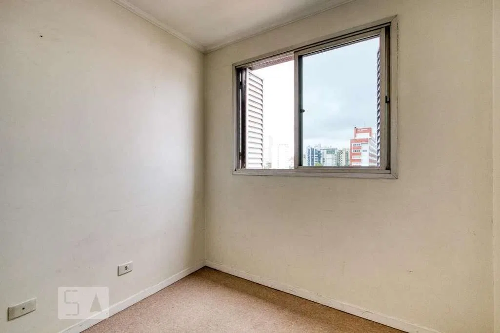 Home office in a 3-bedroom apartment, 170 m² — photo 23