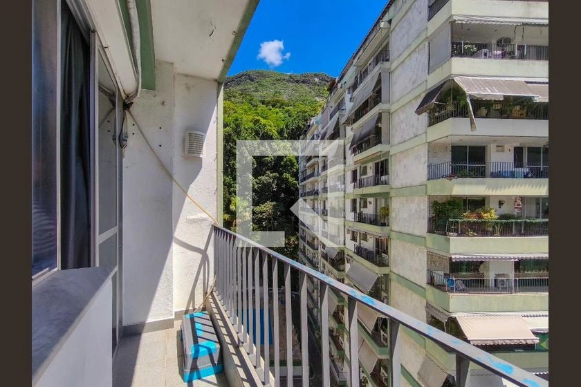 Mountain view in a 4-bedroom apartment, 159 m² — photo 21