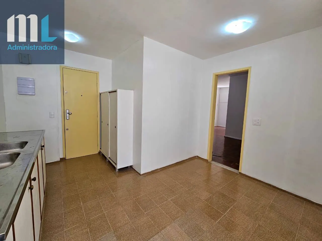 Квартира 90 м² з 3 спальнями та зоною на вулиці — photo 25