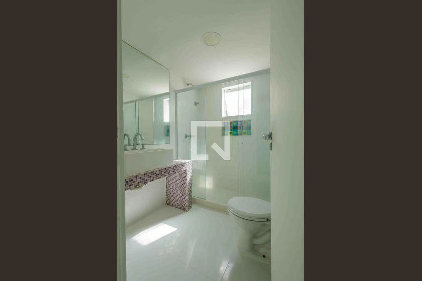 6-bedroom house with 470 m² and 7 parking spaces — photo 18
