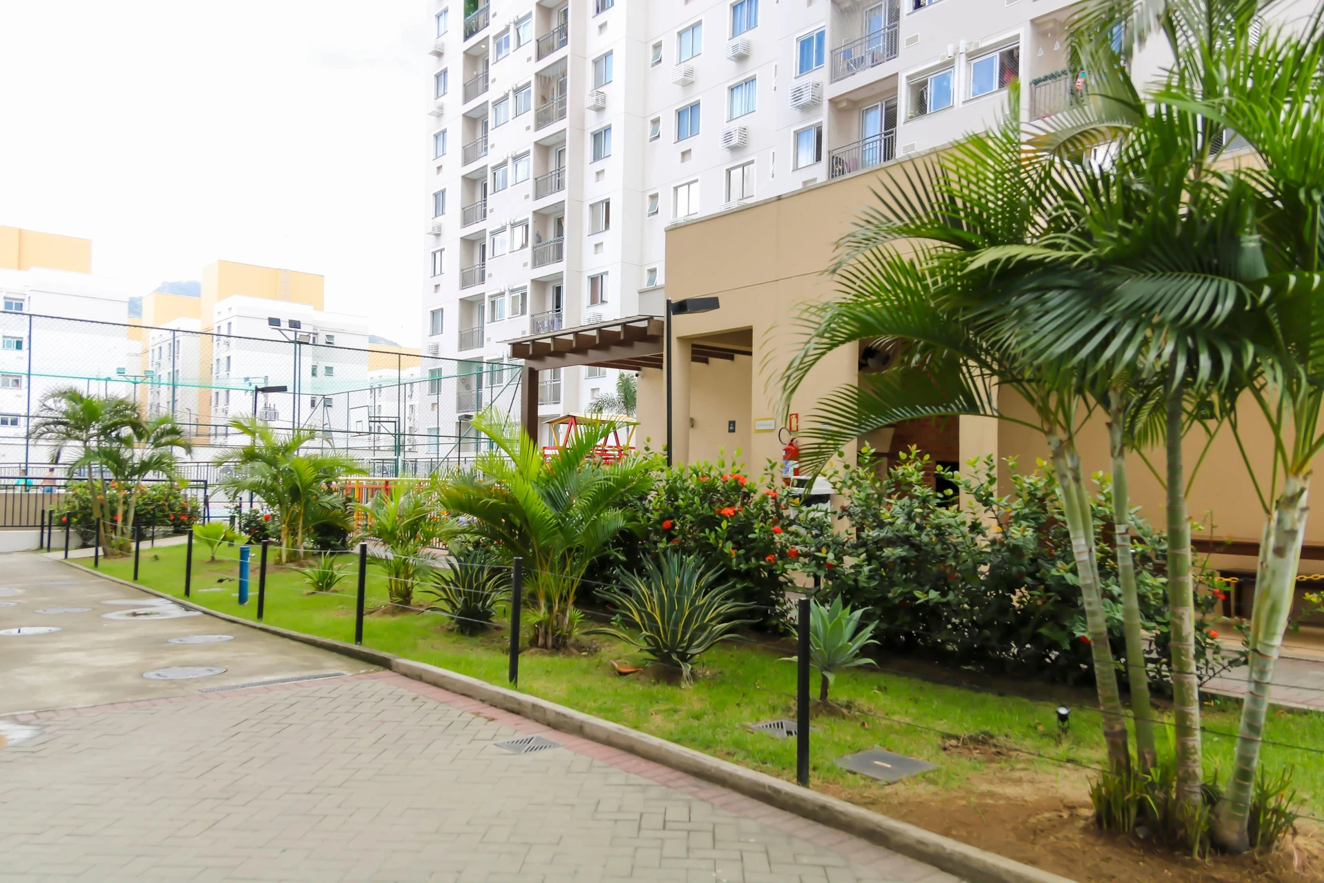 Apartment with 2 bedrooms and a balcony — photo 55