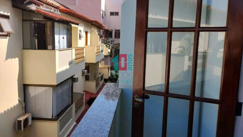 Casa de condomínio com 3 suítes e 200 m² — photo 15