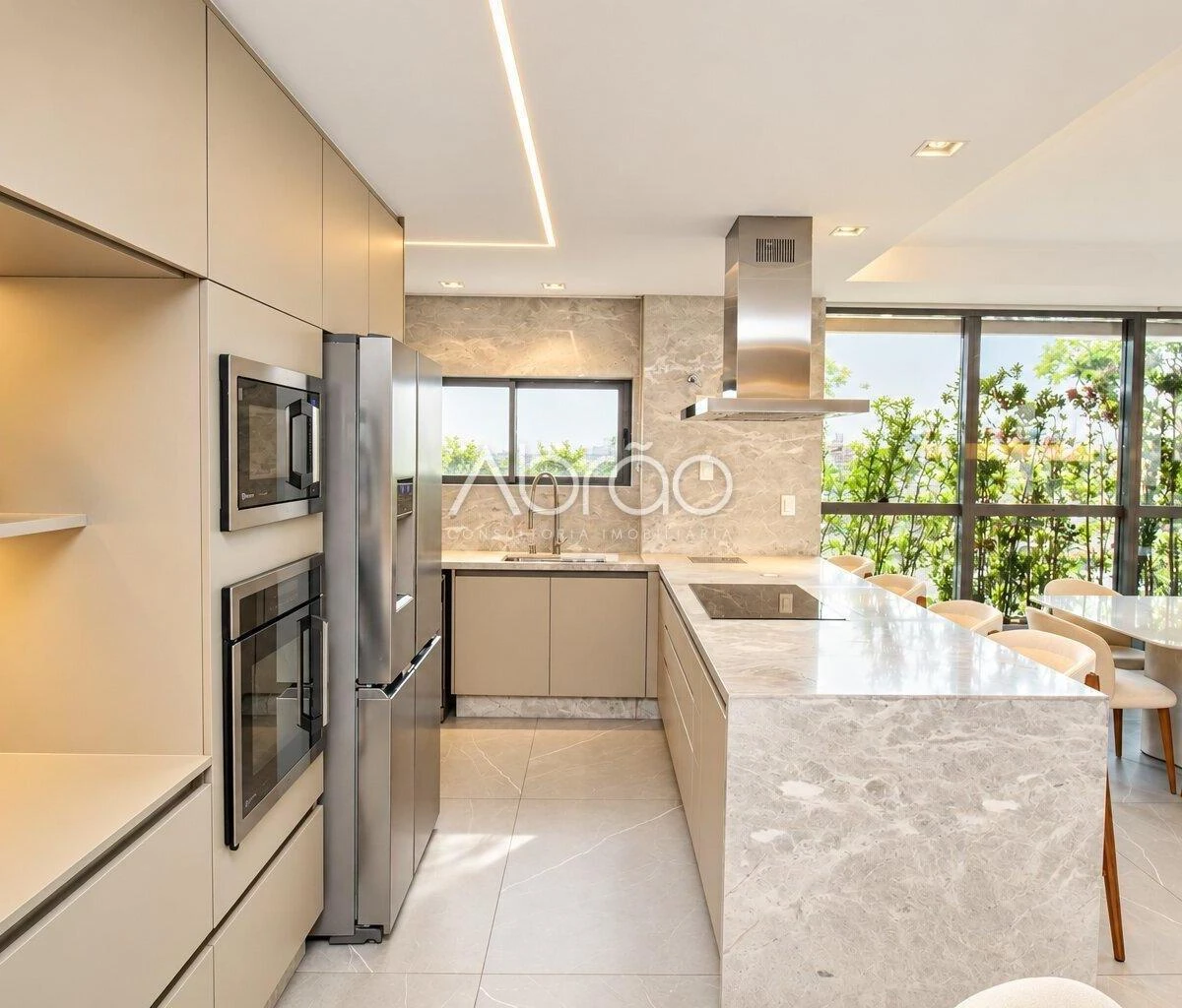3-bedroom apartment with floor-to-ceiling windows — photo 36