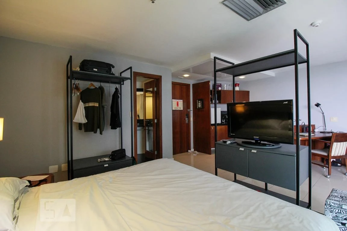 Apartamento sem mobília com 1 quarto e varanda — photo 12