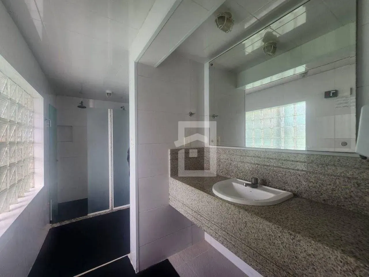 Home office in a 3-bedroom apartment, 105 m² — photo 12