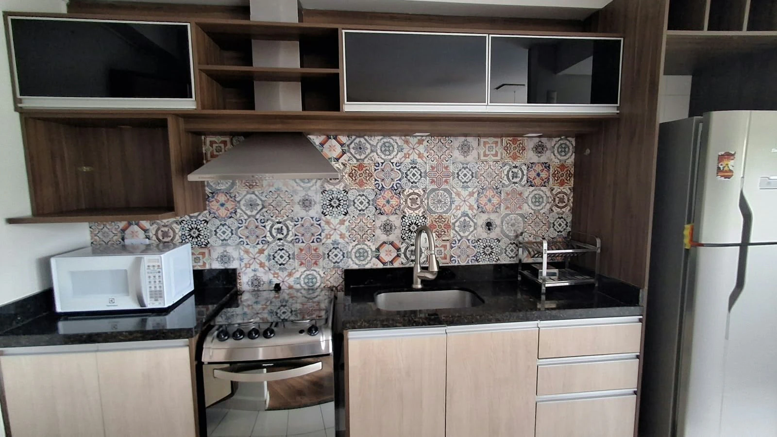 2-bedroom apartment with a home office in Curitiba — photo 2