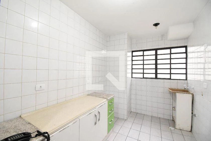 3-bedroom apartment with a grill on the balcony in Curitiba — photo 6