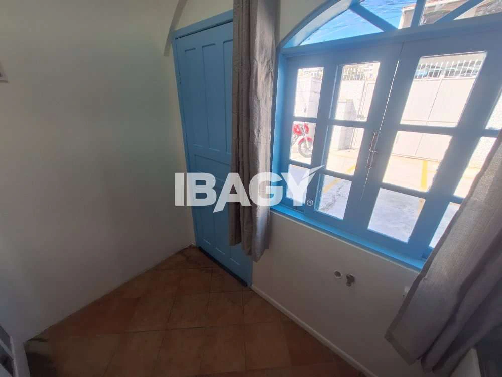 Студия 17 м² с 1 спальней и компактной кухней — photo 5