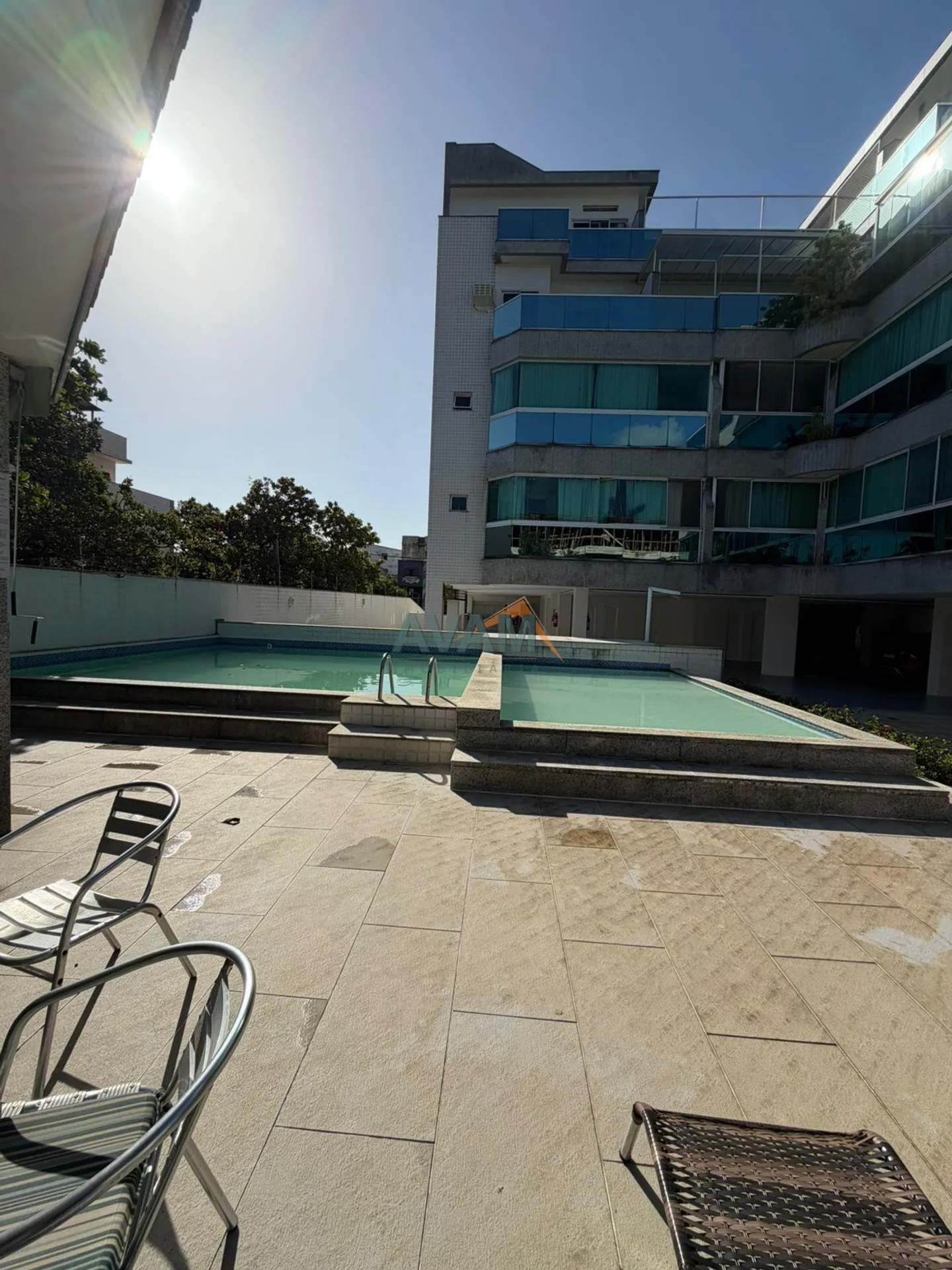 Glass-enclosed balcony in a 3-bedroom apartment, 80 m² — photo 18