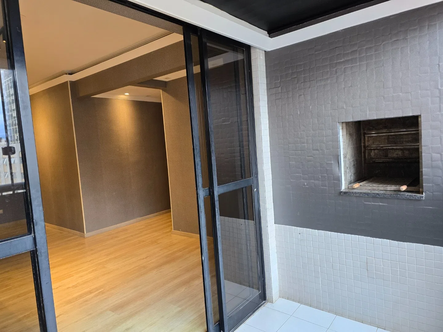 1 quarto e varanda gourmet: apartamento de 67 m² — photo 8