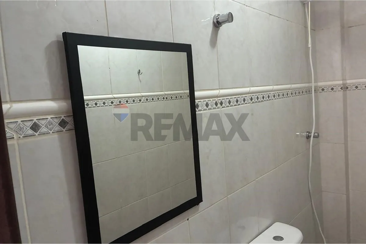 3-bedroom apartment, 1 with its own bathroom, 48 m² — photo 28