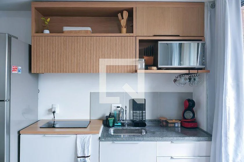Apartamento amueblado de 1 dormitorio con 35 m² y balcón cerrado — photo 28