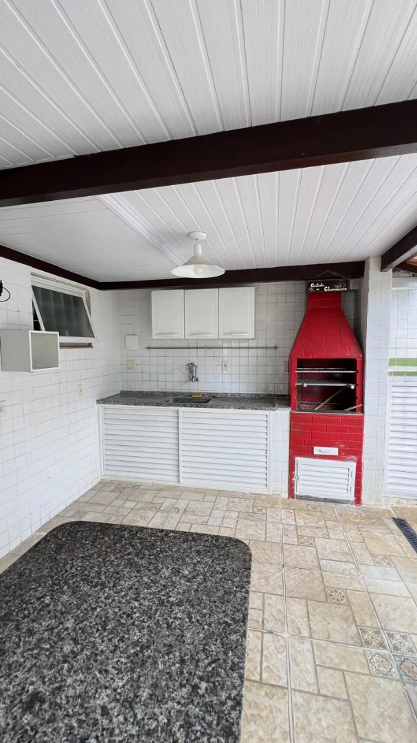 Casa com 6 quartos e jardim privativo com churrasqueira — photo 28