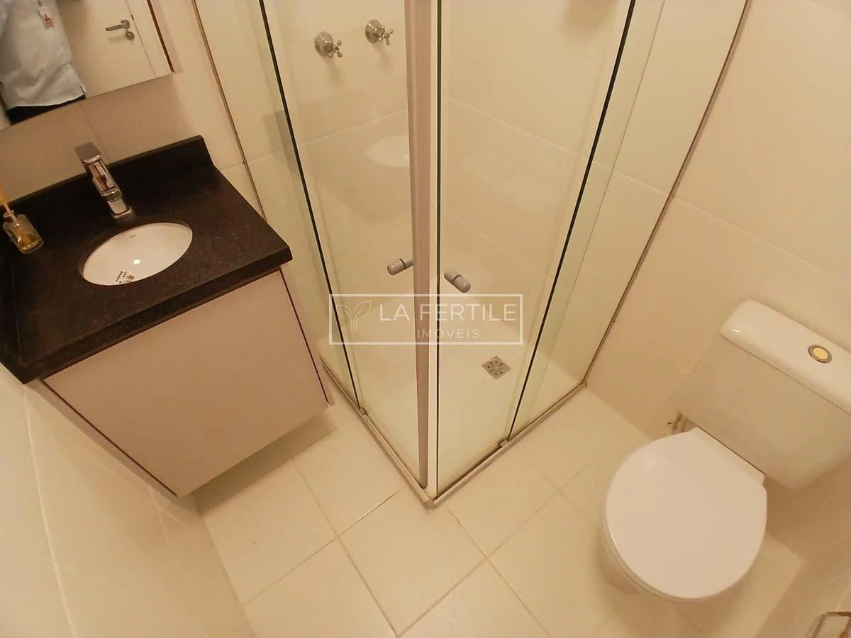 Apartamento com piso de madeira ou laminado, Vila Izabel — photo 23