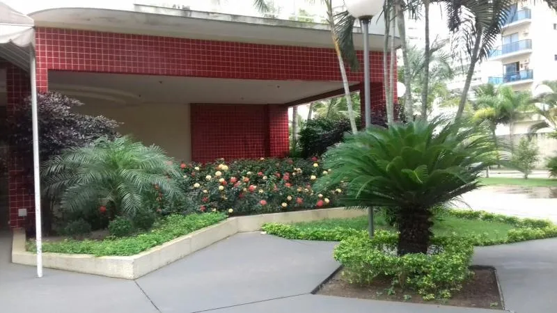 2-bedroom apartment with separate kitchen and parking — photo 7