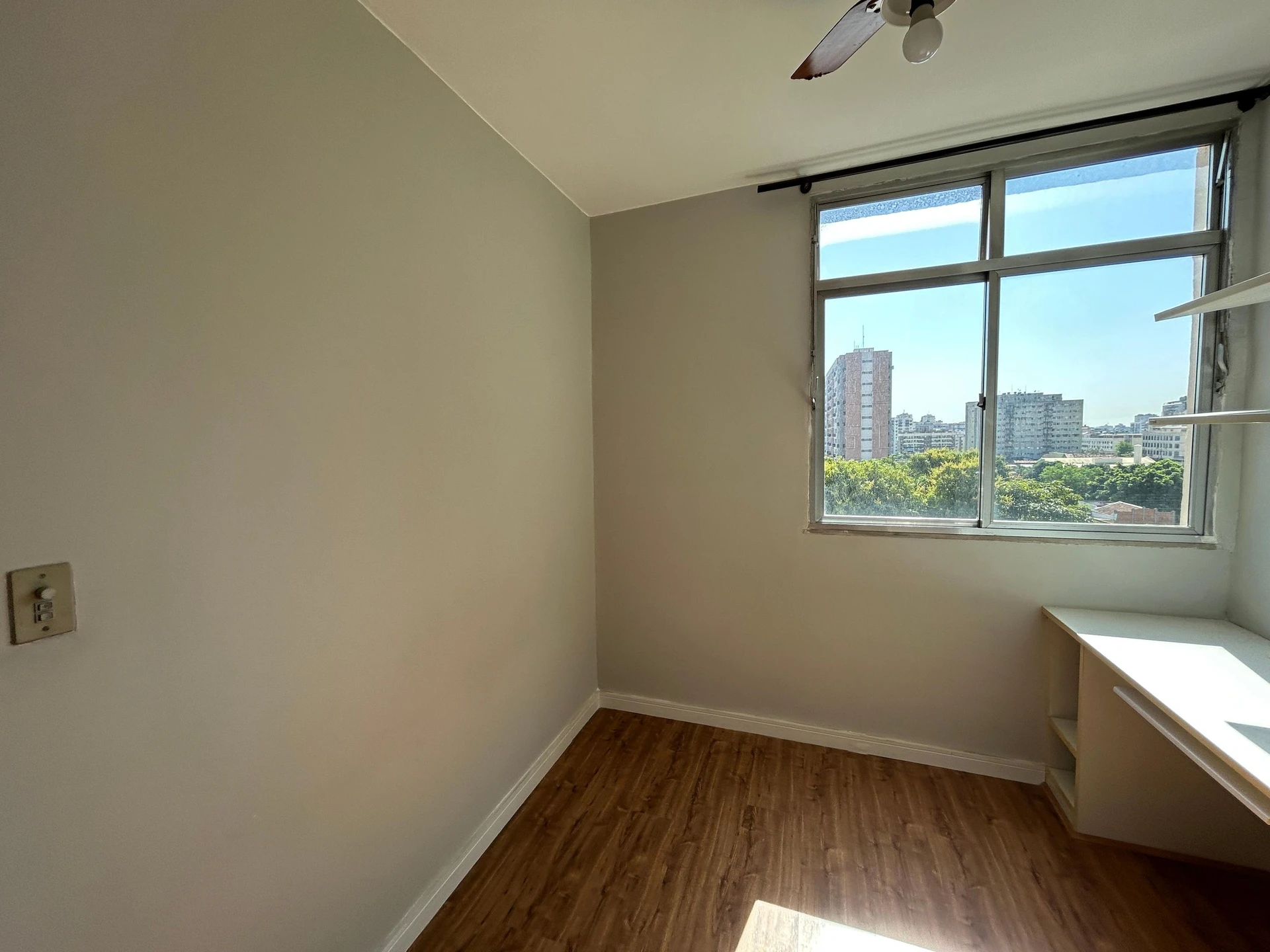Home office in a 2-bedroom apartment, 63 m² — photo 28