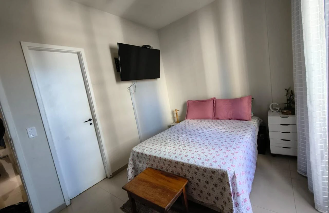 Furnished 3-bedroom apartment with a real home office — photo 10