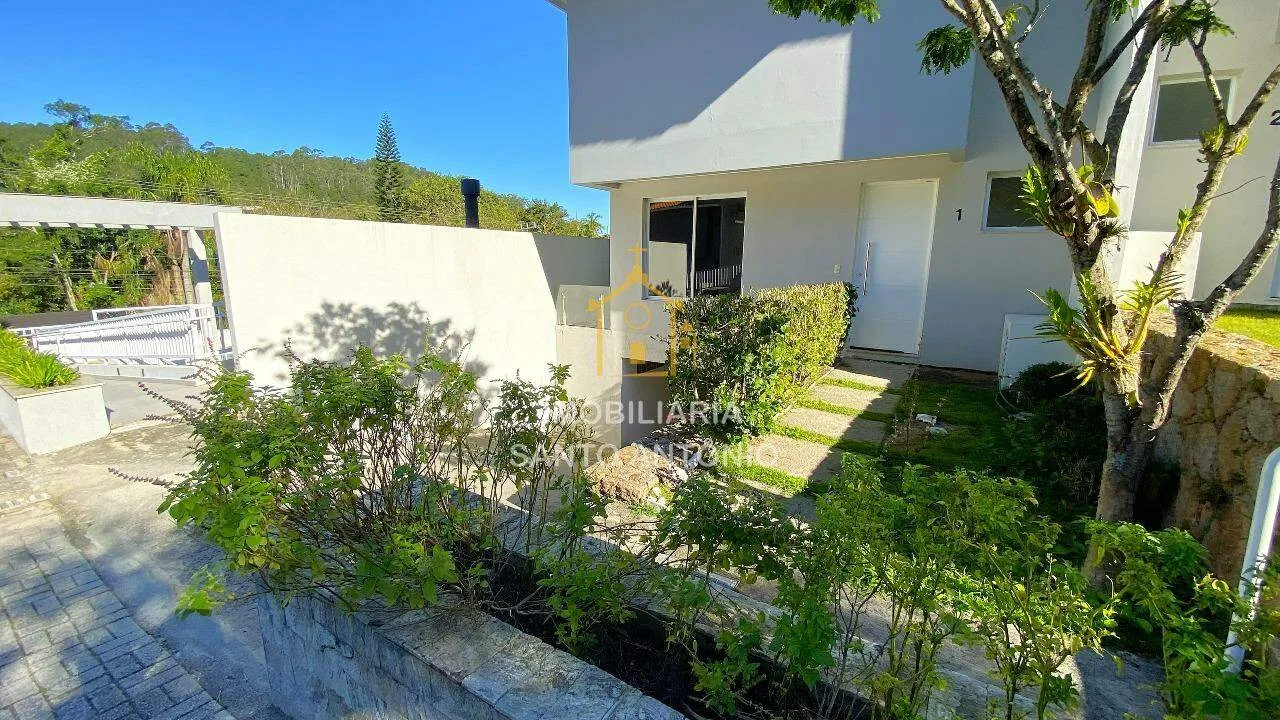 Condo house with 3 en-suite bedrooms and 4 baths, 190 m² — photo 40