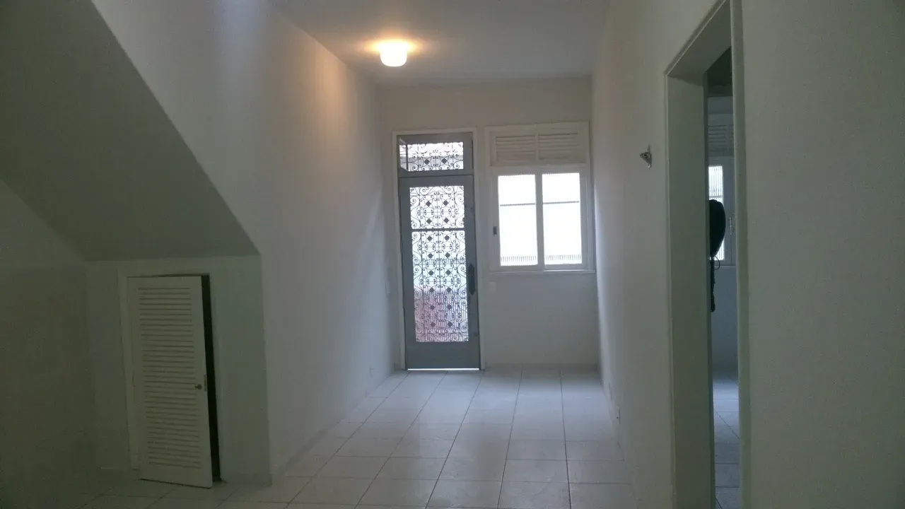 Unfurnished 105 m² house with 2 bedrooms and private garden — photo 13