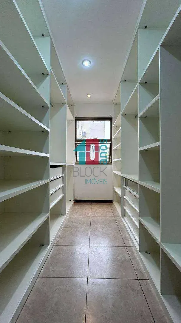 Penthouse with 3 bedrooms, 2 suites, 250 m² — photo 4