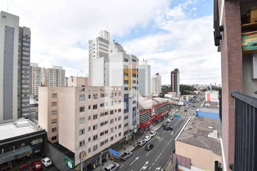 Furnished 1-bedroom apartment with balcony and 1 bath — photo 12