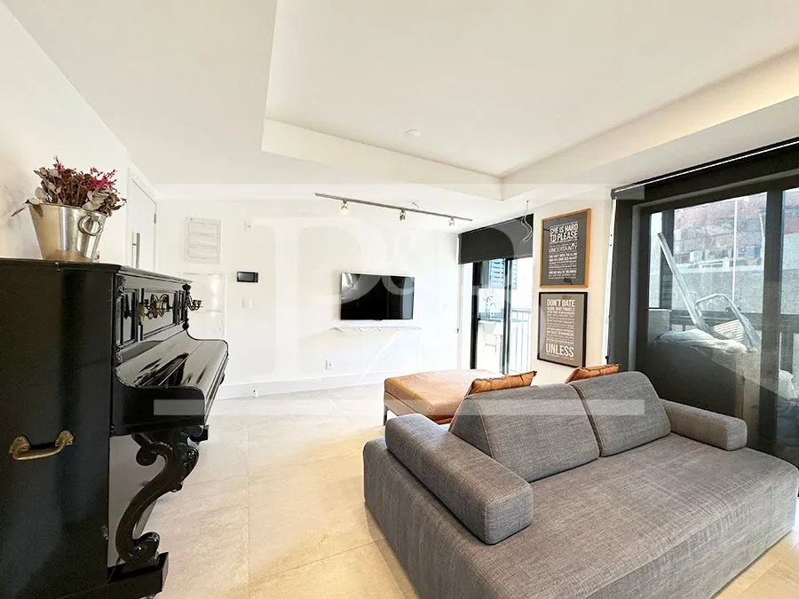 Furnished 2-bedroom apartment with enclosed balcony — photo 18