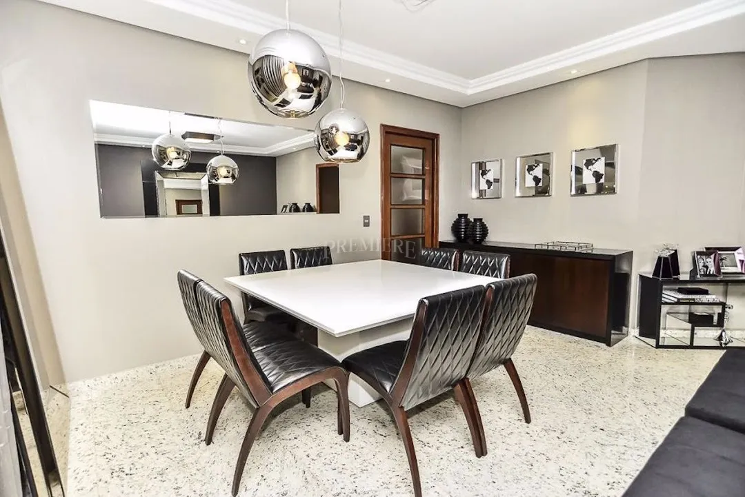 Apartamento com 3 dormitórios e 4 banheiros — photo 8