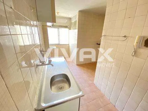 3-bedroom apartment with a washing machine — photo 16